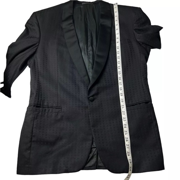 Versace V2 Men's Black on Black Dot 2 Button Tuxedo Suit Jacket Blazer Size 37 - Picture 11 of 16